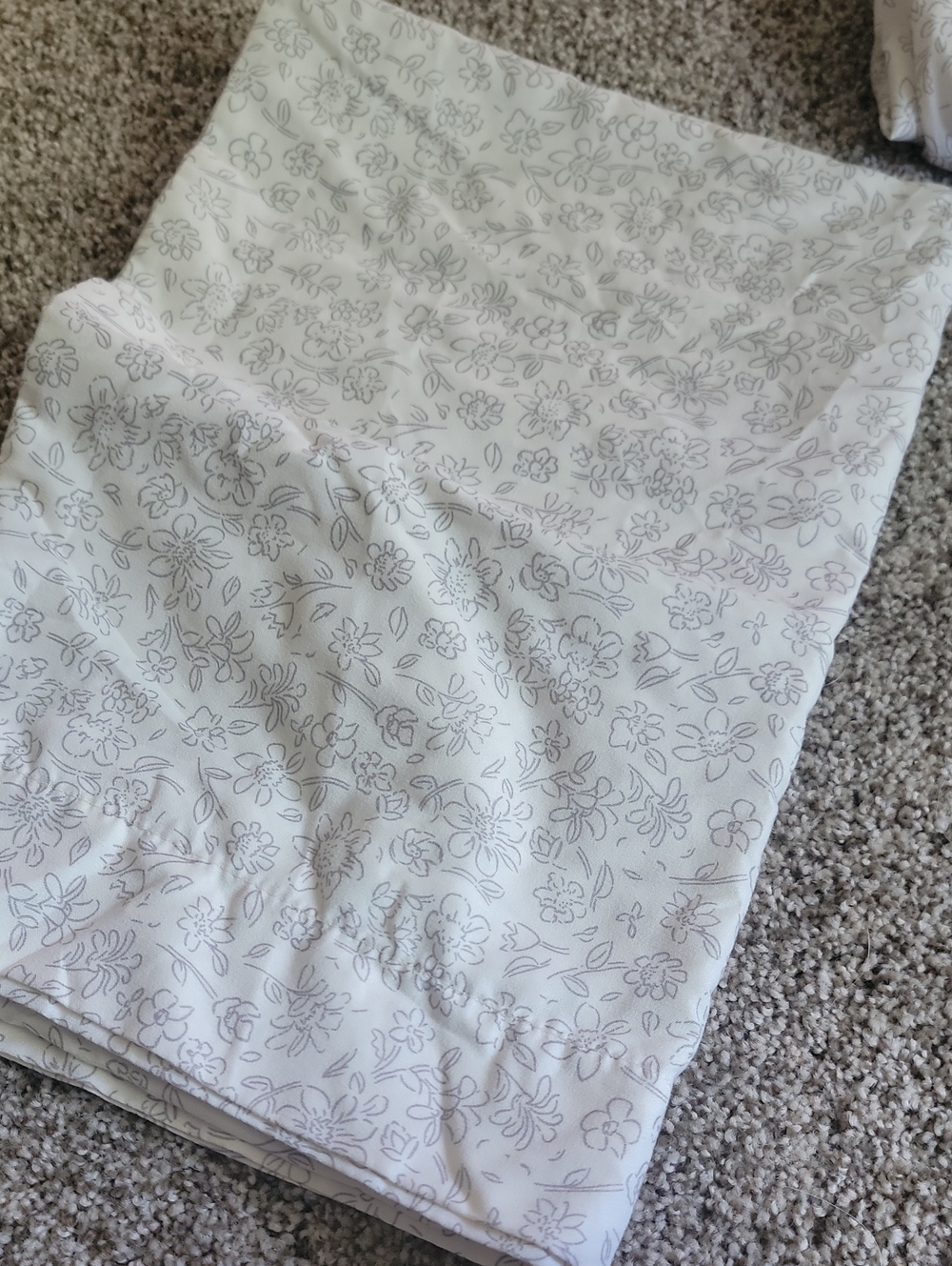Twin Sheets - Picture 3 of 6